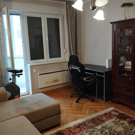 Luna Belgrado